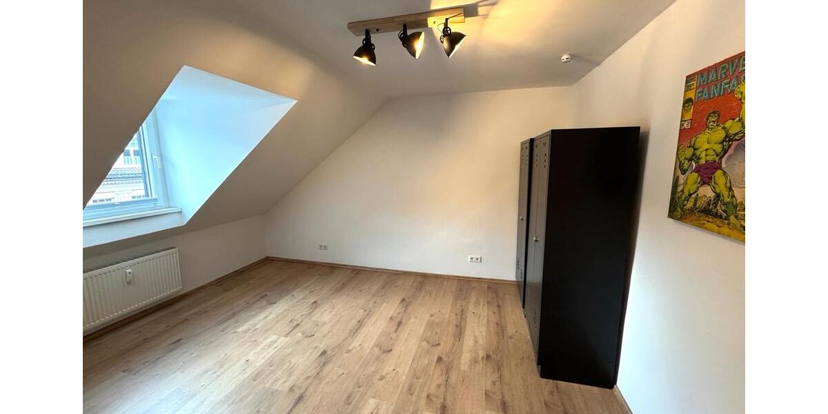 Dachgeschoßwohnung Gladbeck Alt-Rentfort - 3 Zimmer, 95 m&sup2;, 845&euro; | Angebot:26428184