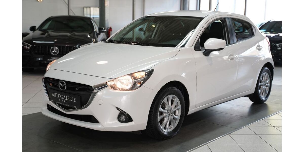 Mazda 2 137.000 km 8.200 &euro; Herne 44652