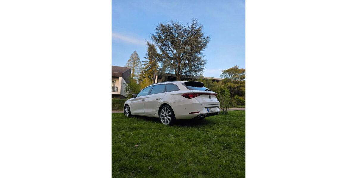 Seat Leon 82.000 km 17.199 &euro; Mülheim 45475