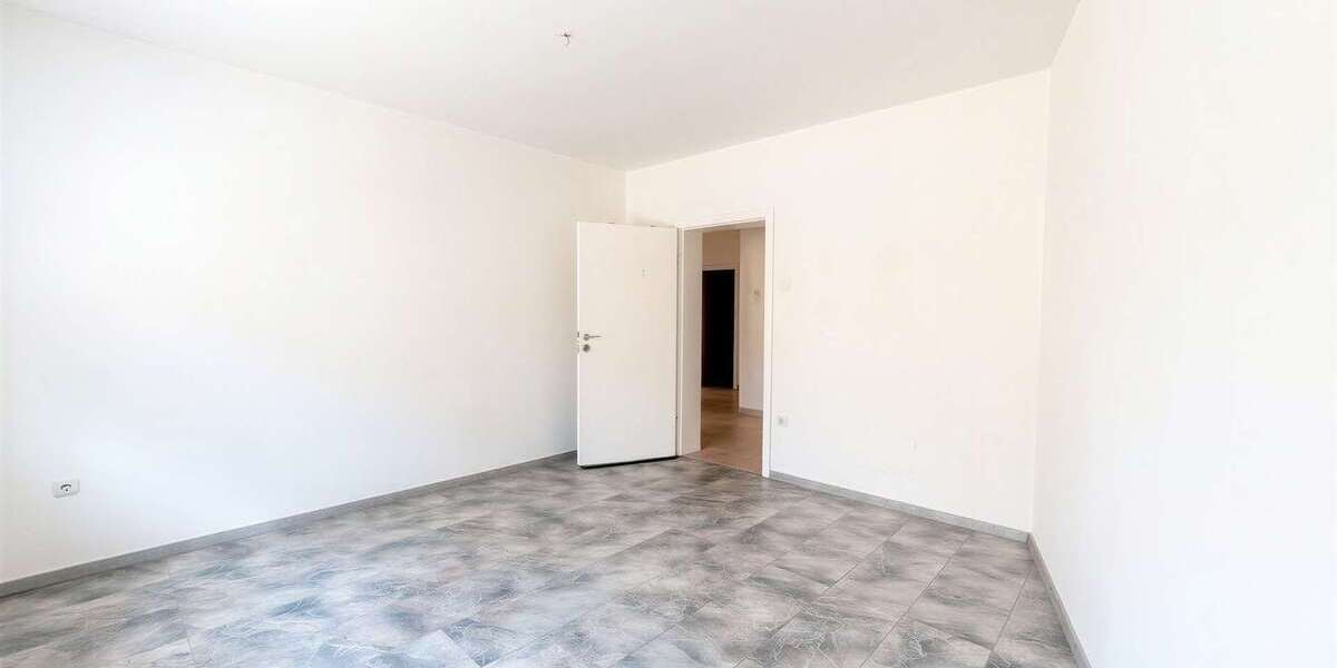 Attraktive 3,5-Zimmer-Erdgeschosswohnung mit Keller, Dachboden & optionaler Garage - Erdgeschoßwohnung Essen Stadtbezirk III | Angebot:27643187