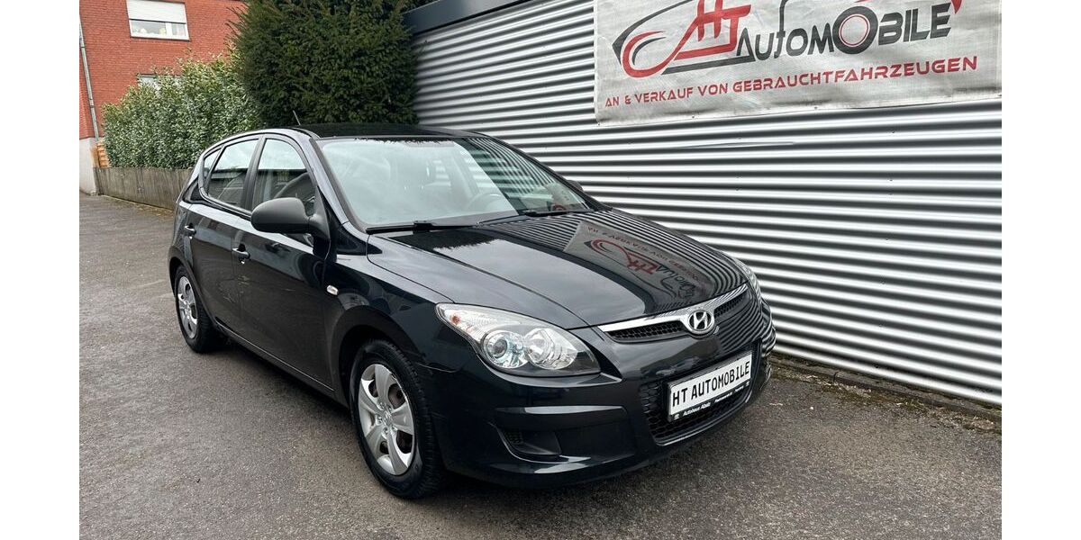 Hyundai i30 229.000 km 1.799 &euro; Marl 45770