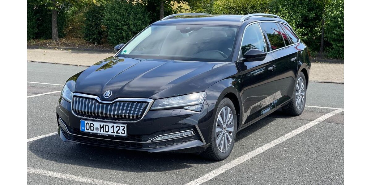 Skoda Superb 124.000 km 21.000 &euro; Oberhausen 46145
