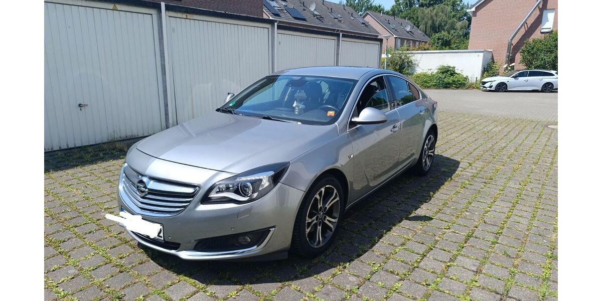 Opel Insignia 144.000 km 7.950 &euro; Bochum 44805