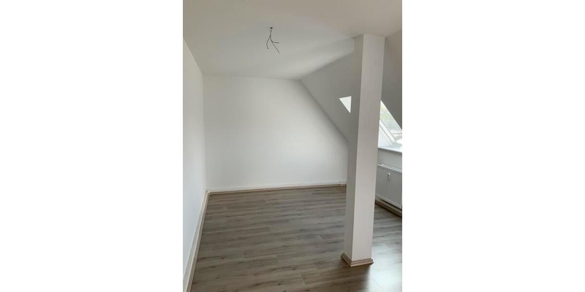 Dachgeschoßwohnung Herne Wanne - 2 Zimmer, 67 m&sup2;, 424&euro; | Angebot:22511290