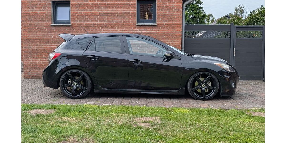 Mazda 3 113.200 km 13.000 &euro; Hünxe 46569