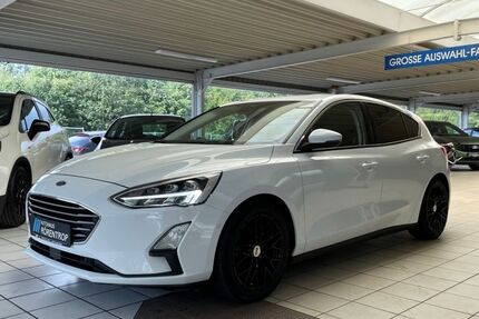 Ford Focus 61.700 km 13.977 &euro; Lünen 44532