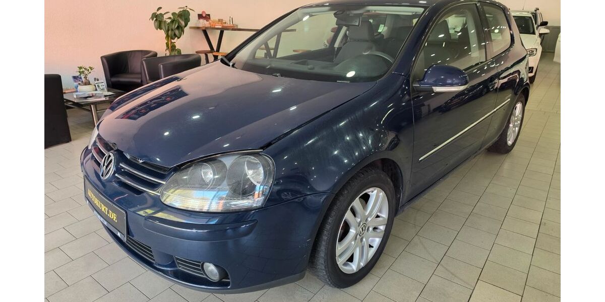VW Golf 326.621 km 590 &euro; Recklinghausen 45661