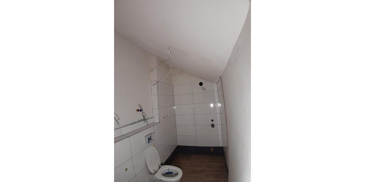 Dachgeschoßwohnung Oberhausen Osterfeld - 4 Zimmer, 85 m&sup2;, 815&euro; | Angebot:27596722