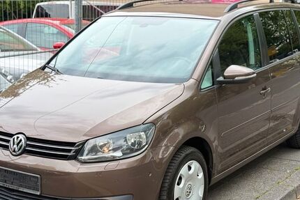 VW Touran 158.000 km 6.990 &euro; Castrop-Rauxel 44577