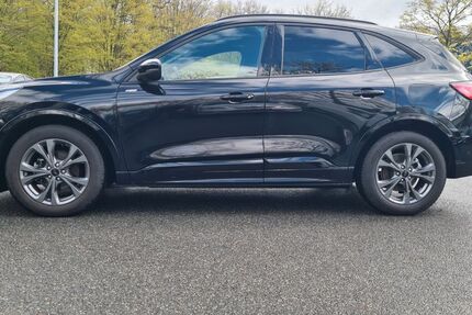 Ford Kuga 15.200 km 23.400 &euro; Essen 45276