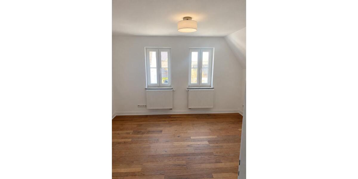 Erdgeschoßwohnung Lüdinghausen - 6 Zimmer, 150 m&sup2;, 1.700&euro; | Angebot:27608786