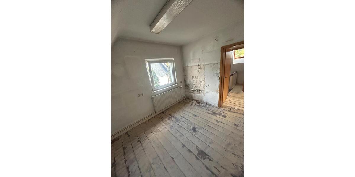 Einfamilienhaus Bottrop Boy - 7 Zimmer, 125 m&sup2;, 299.999&euro; | Angebot:26496697