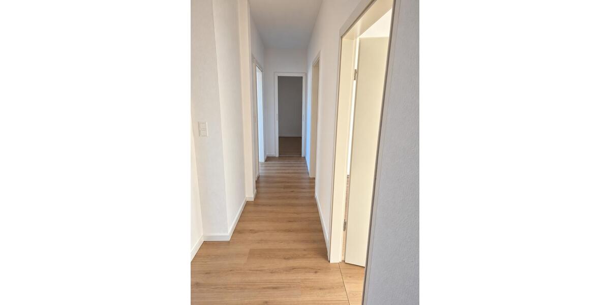 Dachgeschoßwohnung Gelsenkirchen Rotthausen - 4 Zimmer, 80 m&sup2;, 550&euro; | Angebot:27600979