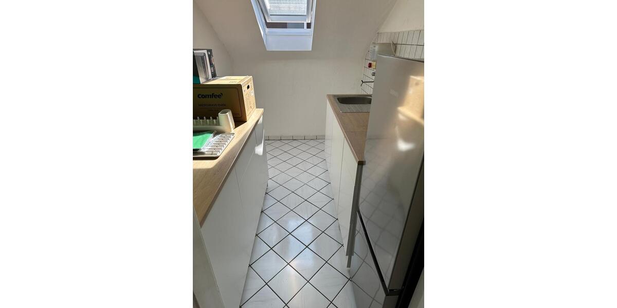Dachgeschoßwohnung Essen Stadtbezirk VI - 3 Zimmer, 60 m&sup2;, 850&euro; | Angebot:26255769