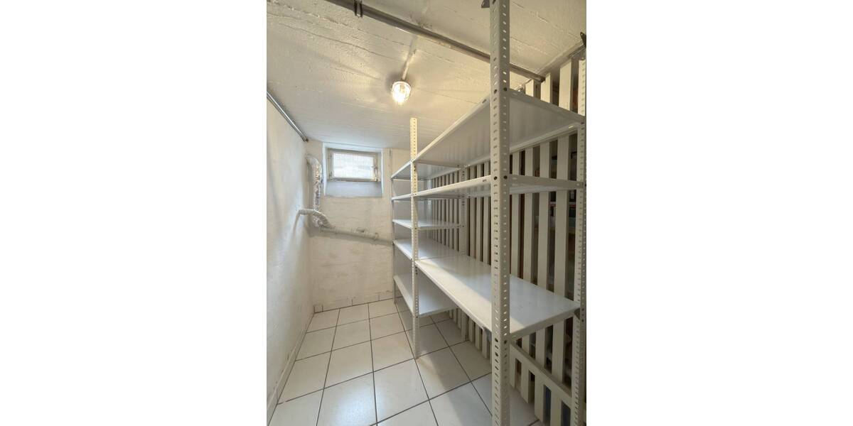 Etagenwohnung Oberhausen Stadtmitte - 3 Zimmer, 70 m&sup2;, 570&euro; | Angebot:26544111