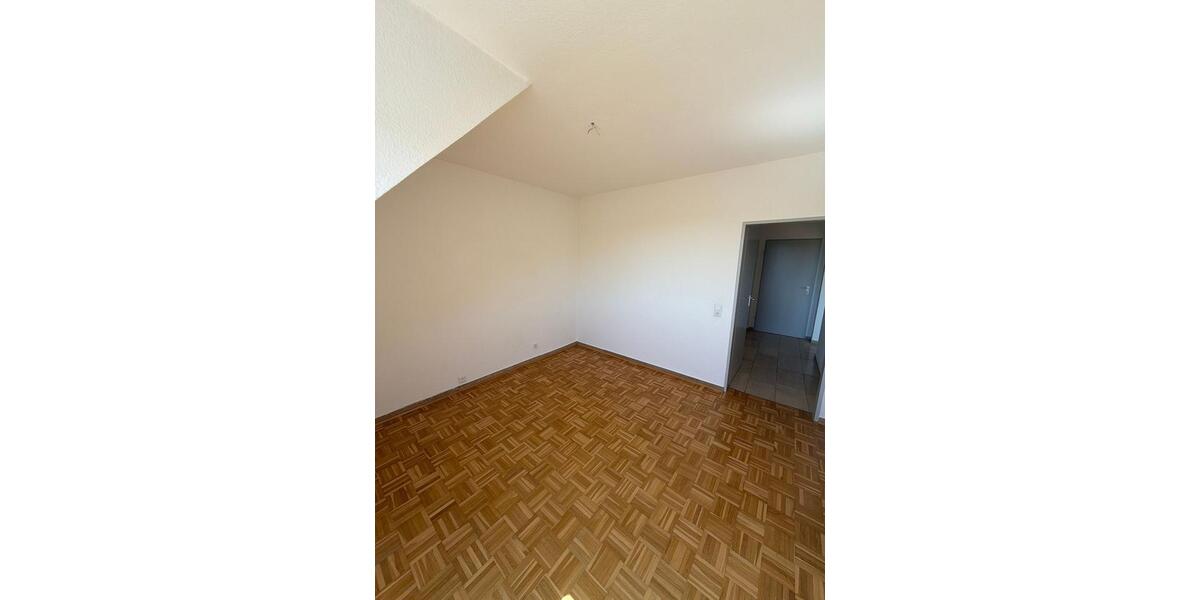Etagenwohnung Recklinghausen - 4 Zimmer, 87 m&sup2;, 595&euro; | Angebot:26442299