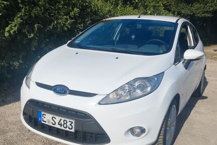 Ford Fiesta 222.000 km 2.500 &euro; Essen 45239