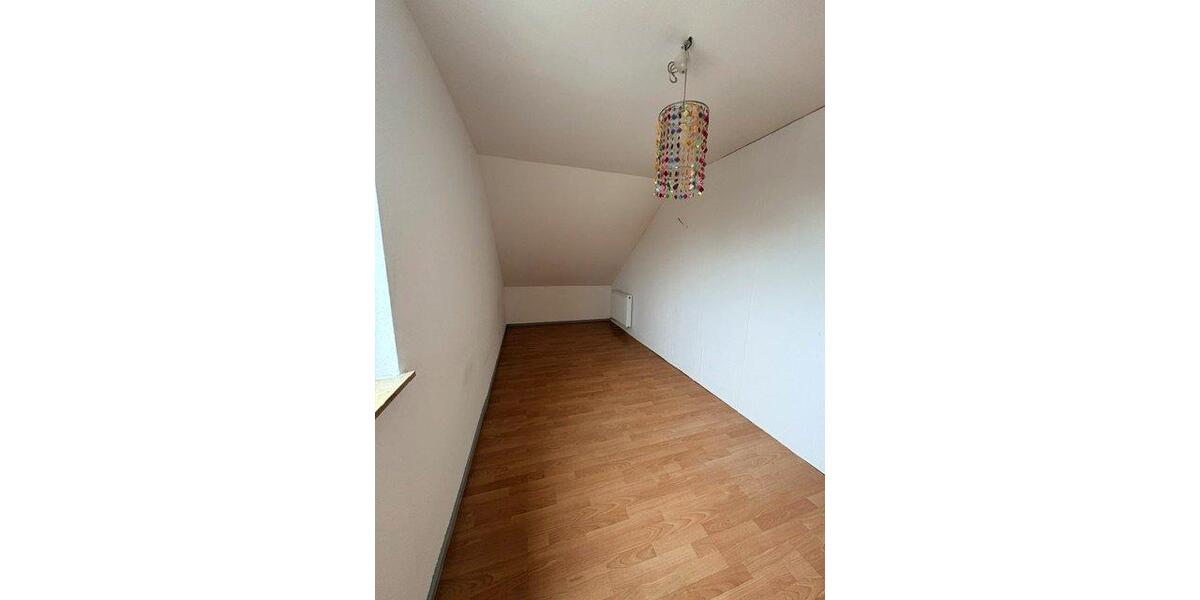 Dachgeschoßwohnung Dortmund Bövinghausen - 4 Zimmer, 77 m&sup2;, 550&euro; | Angebot:26443995