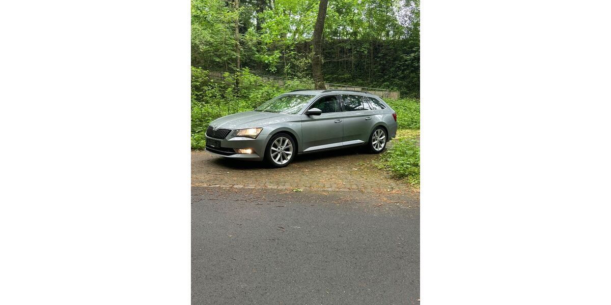 Skoda Superb 353.775 km 6.700 &euro; Dortmund 44143