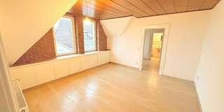 Dachgeschoßwohnung Gelsenkirchen Rotthausen - 4 Zimmer, 95 m&sup2;, 700&euro; | Angebot:27625873