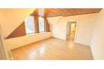 Dachgeschoßwohnung Gelsenkirchen Rotthausen - 4 Zimmer, 95 m&sup2;, 700&euro; | Angebot:27625873