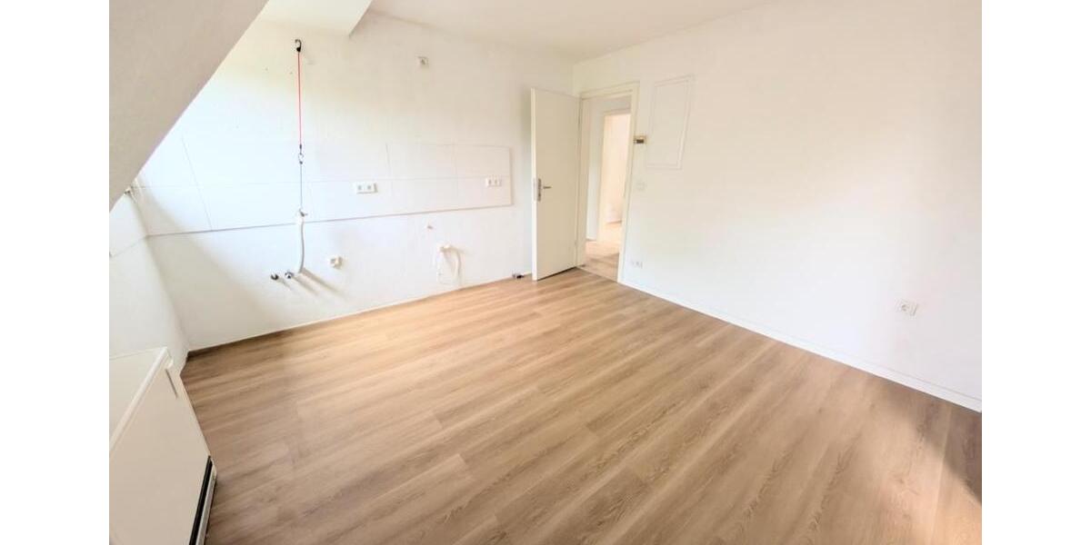 Dachgeschoßwohnung Marl Alt-Marl - 3.5 Zimmer, 56 m&sup2;, 370&euro; | Angebot:26449950