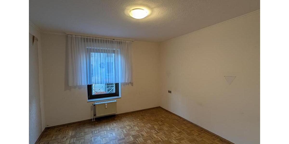 Erdgeschoßwohnung Oberhausen - 2.5 Zimmer, 57 m&sup2;, 499&euro; | Angebot:26277970