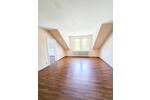 Dachgeschoßwohnung Oberhausen Alt-Oberhausen - 3.5 Zimmer, 82 m&sup2;, 520&euro; | Angebot:26422019