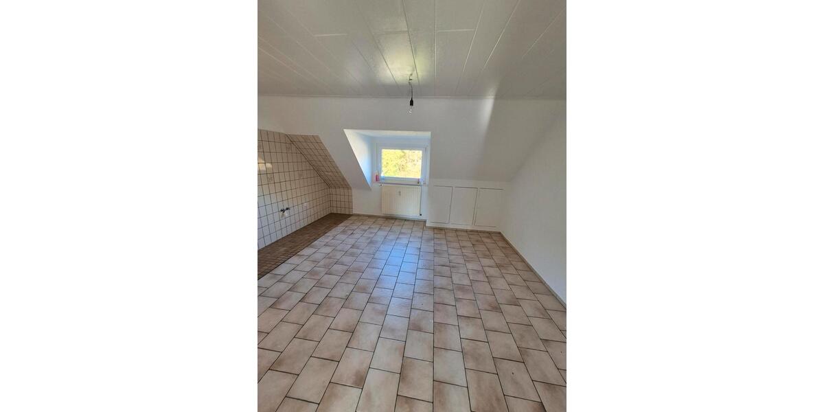 Dachgeschoßwohnung Bochum Bochum-Mitte - 2.5 Zimmer, 50 m&sup2;, 420&euro; | Angebot:27581550