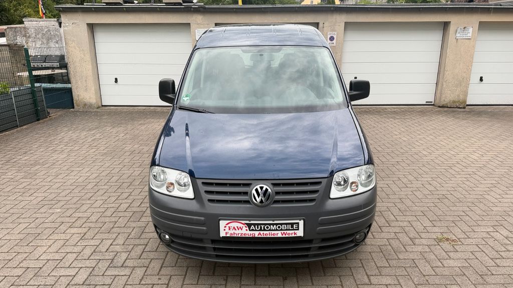 VW Caddy 200.000 km 4.599 &euro; Essen 45356