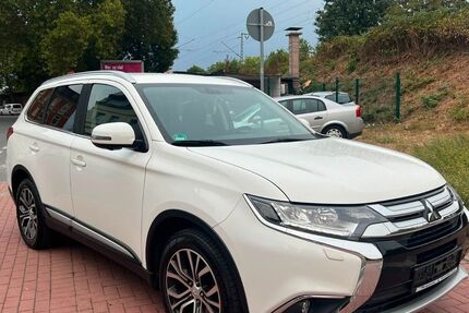 Mitsubishi Outlander 171.000 km 9.750 &euro; Recklinghausen 45657