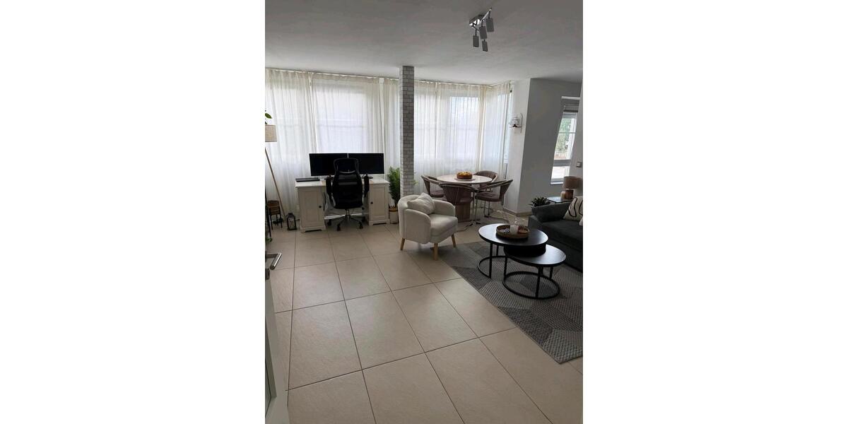Etagenwohnung Oberhausen - 1 Zimmer, 61 m&sup2;, 850&euro; | Angebot:27629218