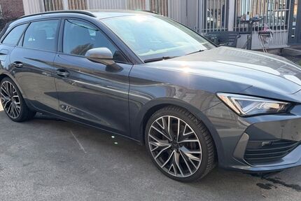 Seat Leon 31.171 km 16.800 &euro; Essen 45326
