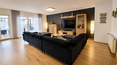 RAUM FÜR FAMILIE, ARBEIT UND RENDITE IN RUHIGER LAGE - Haus Oberhausen Schmachtendorf | Angebot:26958592