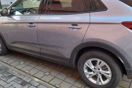 Opel Grandland (X) 125.000 km 15.200 &euro; LÜNEN 44536