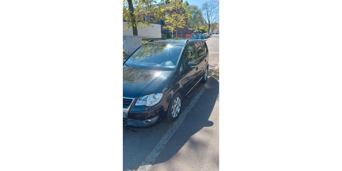 VW Touran 221.065 km 4.150 &euro; Dortmund 44225