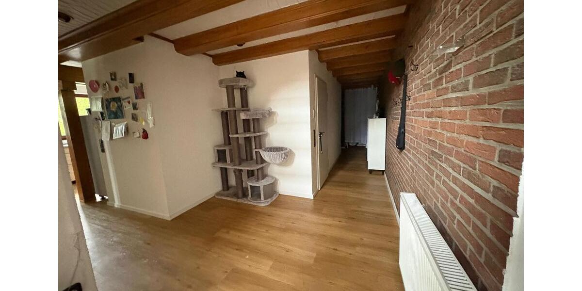 Etagenwohnung Bochum Querenburg - 4.5 Zimmer, 145 m&sup2;, 1.650&euro; | Angebot:26473010