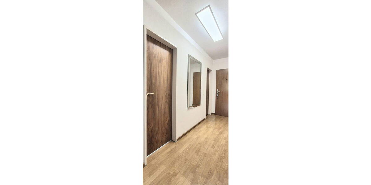 Etagenwohnung Essen Stadtwald - 2 Zimmer, 70 m&sup2;, 215.000&euro; | Angebot:26128173