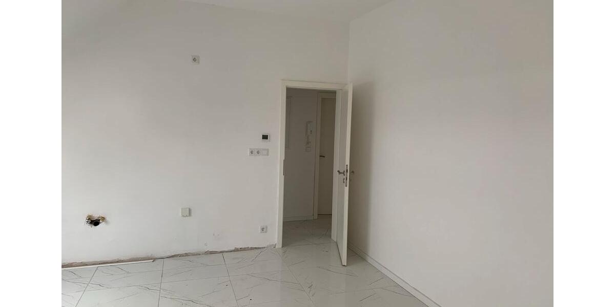 Dachgeschoßwohnung Mülheim an der Ruhr Rechtsruhr-Nord - 3.5 Zimmer, 85 m&sup2;, 850&euro; | Angebot:26120917