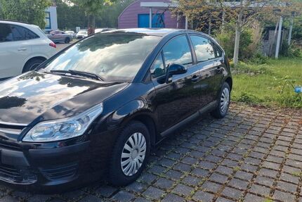Citroen C4 106.000 km 2.700 &euro; Marl 45768