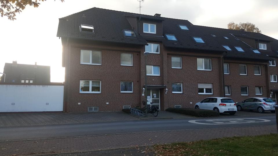 Dachgeschoßwohnung Oer-Erkenschwick Erkenschwick - 3 Zimmer, 90 m&sup2;, 685&euro; | Angebot:27584808