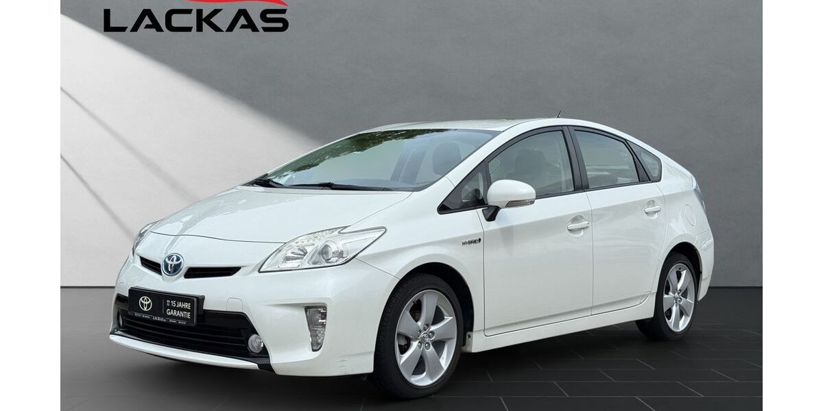 Toyota Prius 105.702 km 13.450 &euro; Dinslaken 46537
