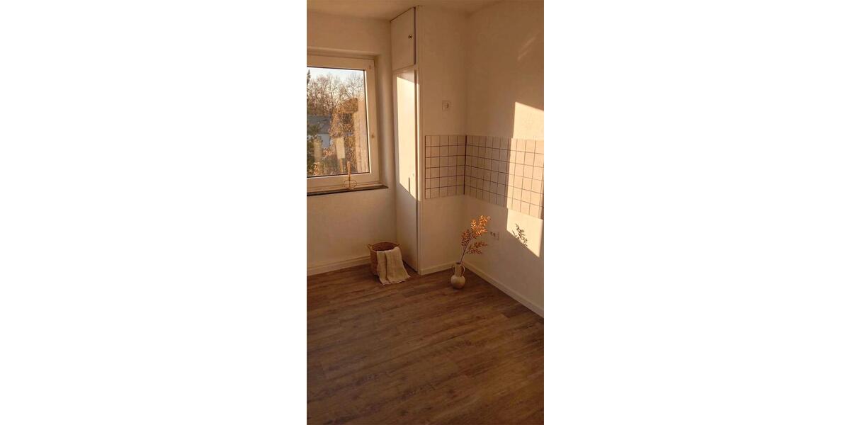Etagenwohnung Gelsenkirchen Ückendorf - 4 Zimmer, 75 m&sup2;, 590&euro; | Angebot:26456158