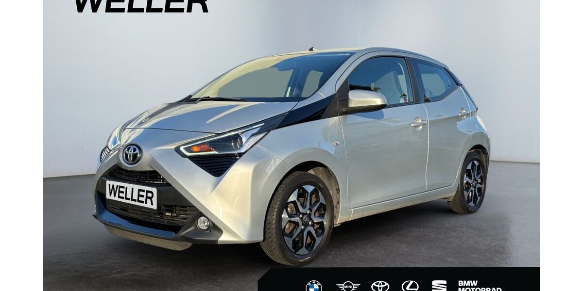 Toyota Aygo (X) 17.500 km 11.970 &euro; Dortmund 44143