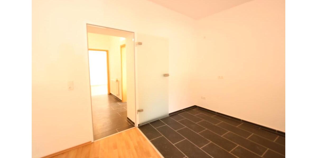 Erdgeschoßwohnung Herne Wanne - 2.5 Zimmer, 65 m&sup2;, 600&euro; | Angebot:26454224