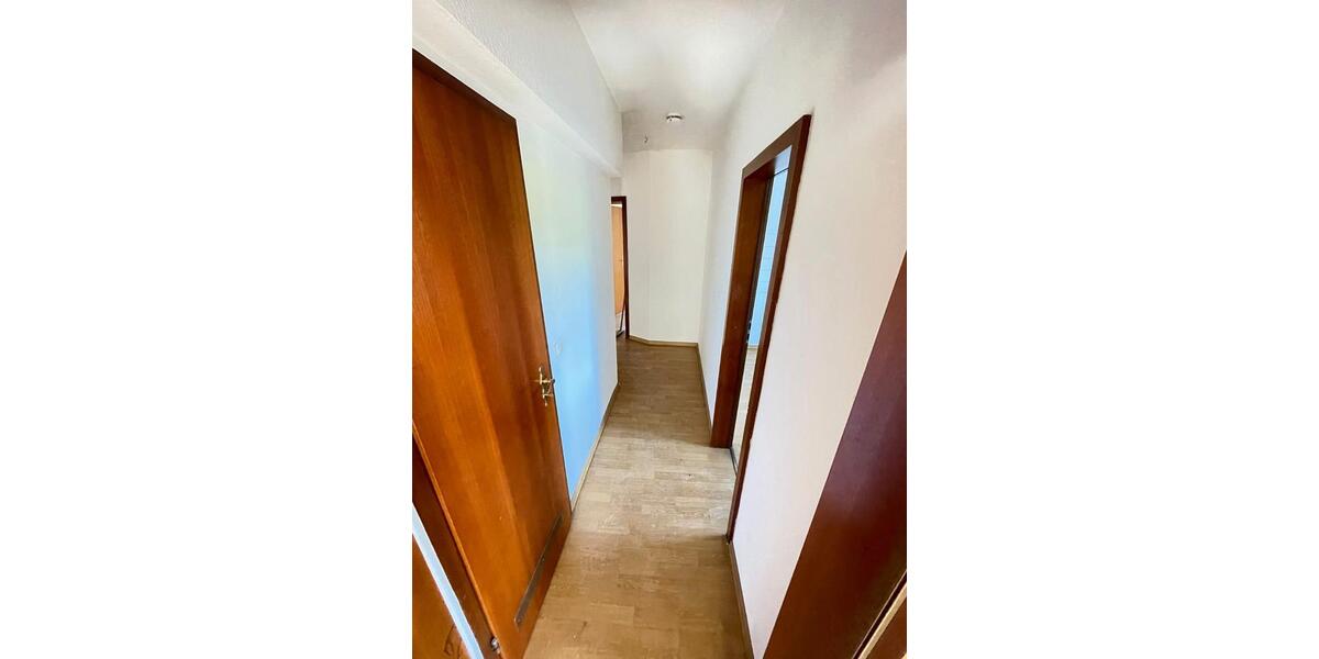 Dachgeschoßwohnung Essen Stadtbezirk VII - 2 Zimmer, 53 m&sup2;, 450&euro; | Angebot:26479405