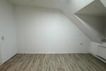 Dachgeschoßwohnung Gelsenkirchen Gelsenkirchen-Nord - 3 Zimmer, 75 m&sup2;, 850&euro; | Angebot:26120979