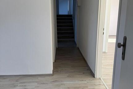 Haus Bochum Bochum-Ost - 5 Zimmer, 100 m&sup2;, 850&euro; | Angebot:27614894
