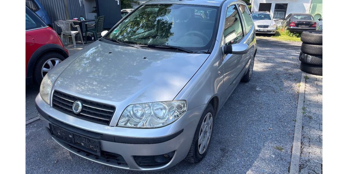 Fiat Punto 123.682 km 950 &euro; Dortmund 44143