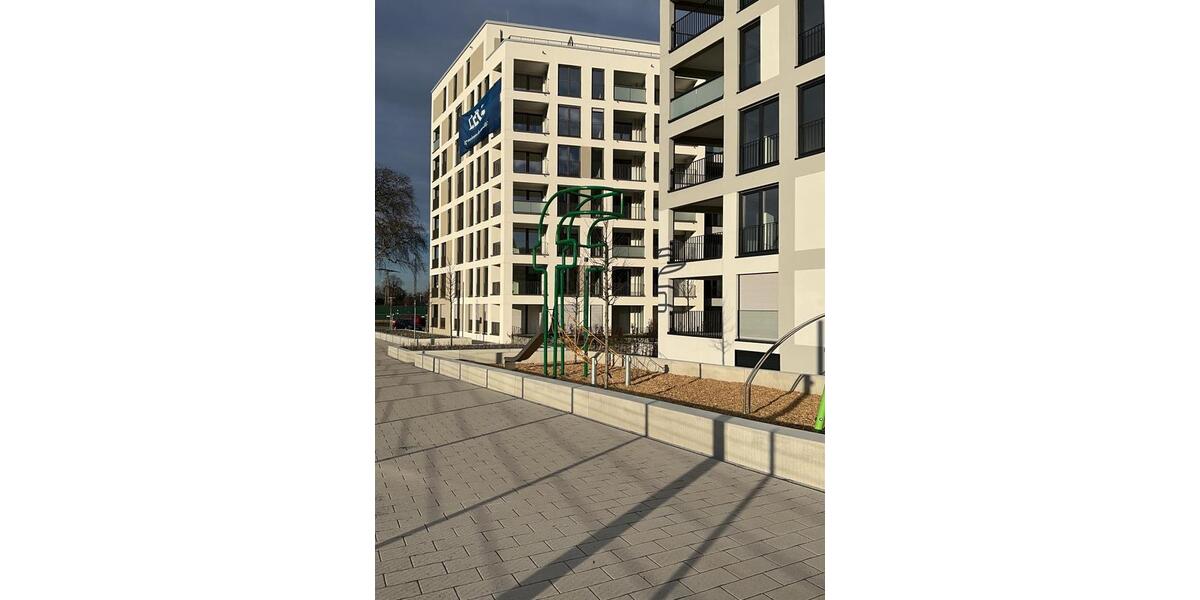 Dachgeschoßwohnung Essen Südviertel - 4 Zimmer, 109 m&sup2;, 1.359&euro; | Angebot:26249941